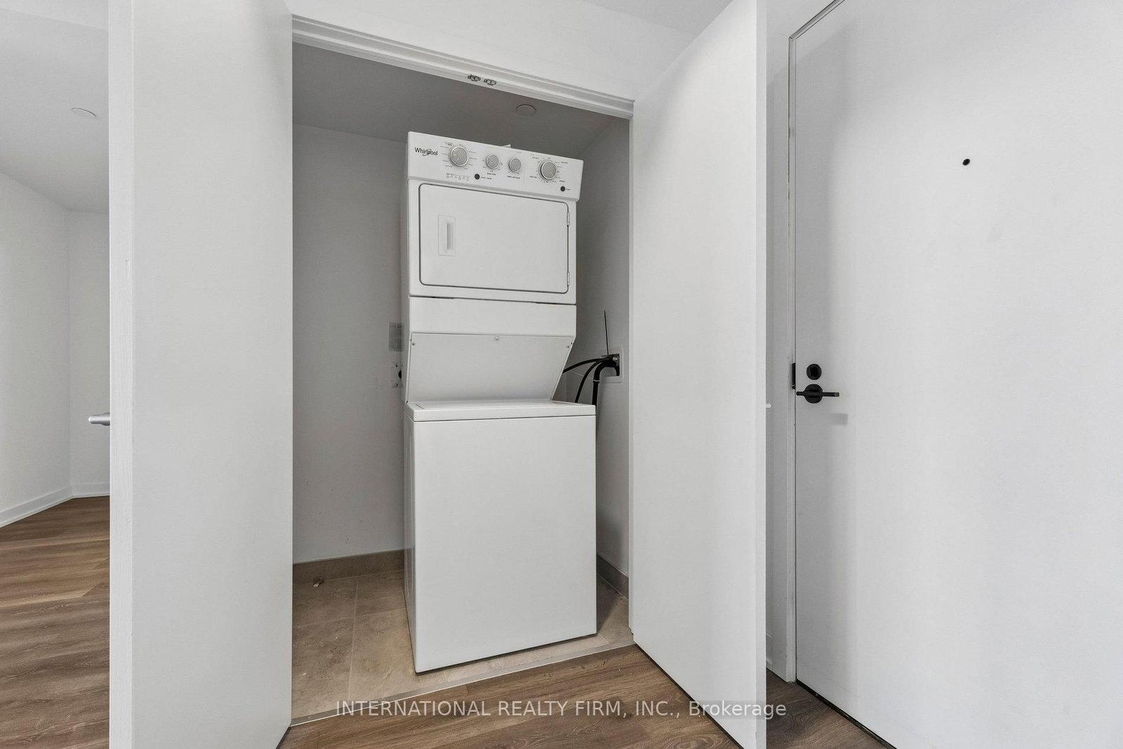 Condo for sale at 1701-1606 Charles Street, Whitby, Ontario, L1N 0P1 - Port Whitby - MLS: E12948514