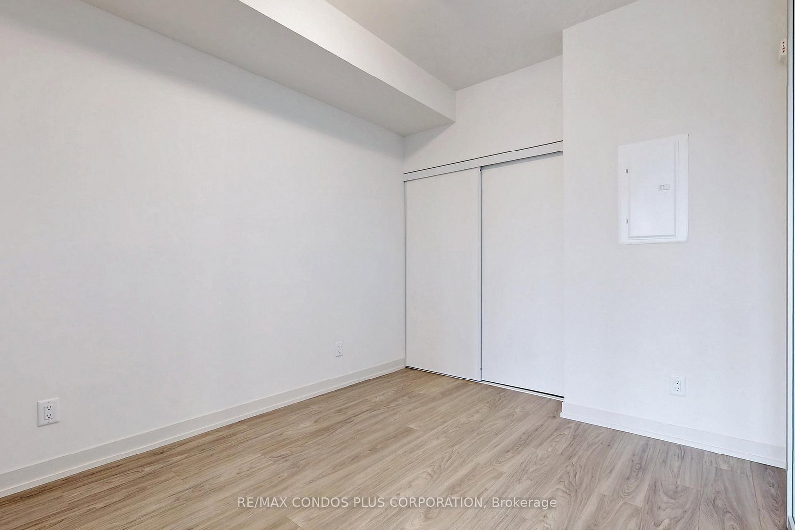 Condo for lease at 605-90 Glen Everest Road, Toronto, Ontario, M1N 0C3 - Birchcliffe-Cliffside - MLS: E12949024