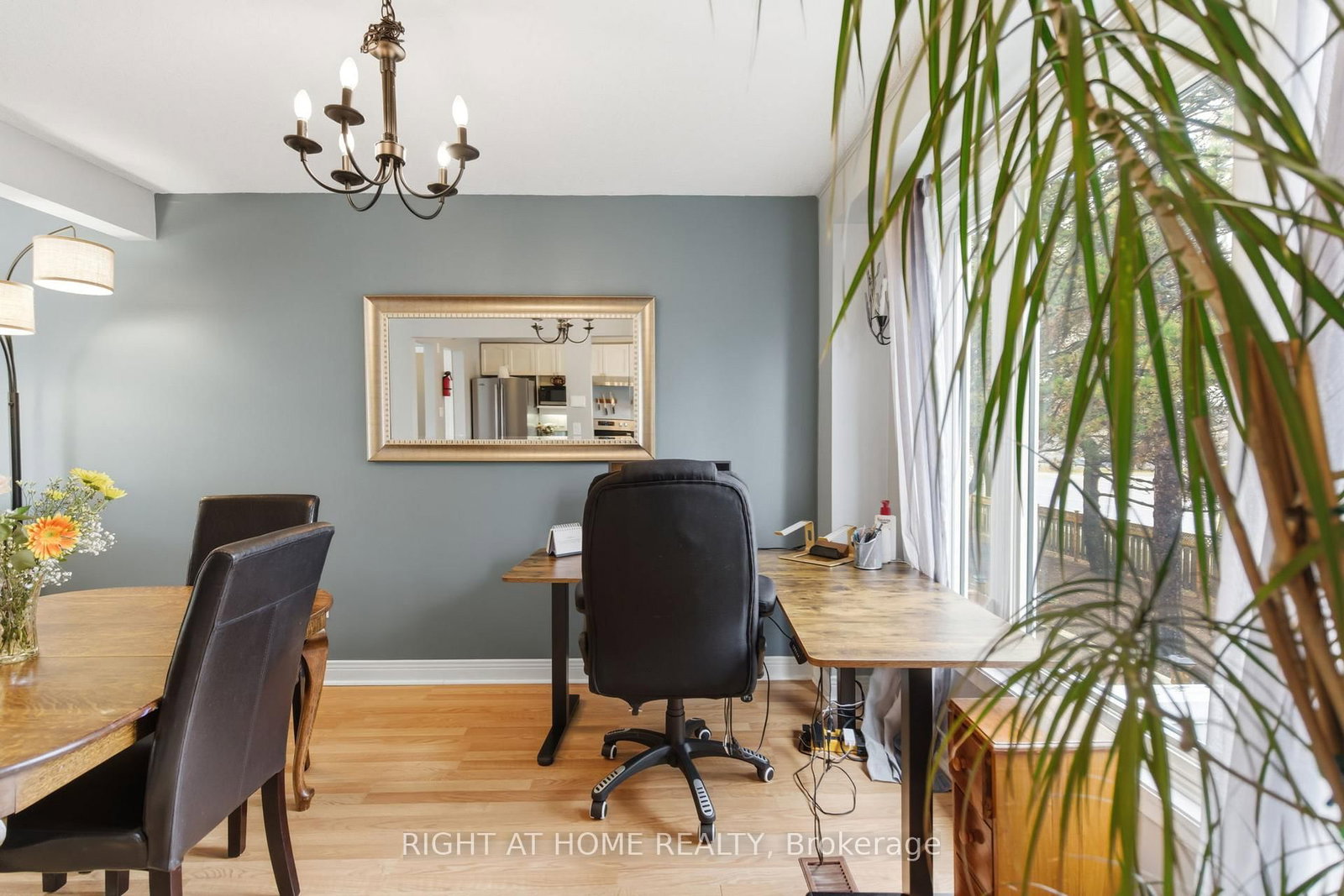 Townhouse for sale at 12-303 Garden Street, Whitby, Ontario, L1N 3W3 - Downtown Whitby - MLS: E12949032