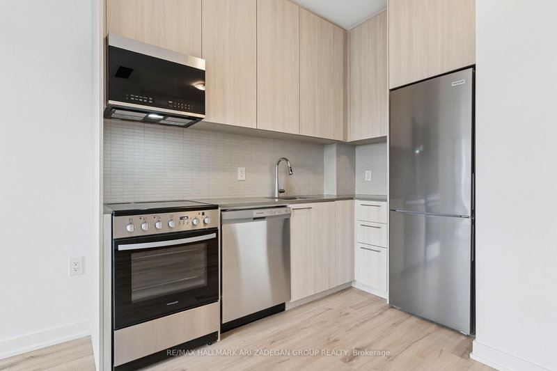 820 - 7437 Kingston Rd, Toronto, M1B 0E9 | Image 3