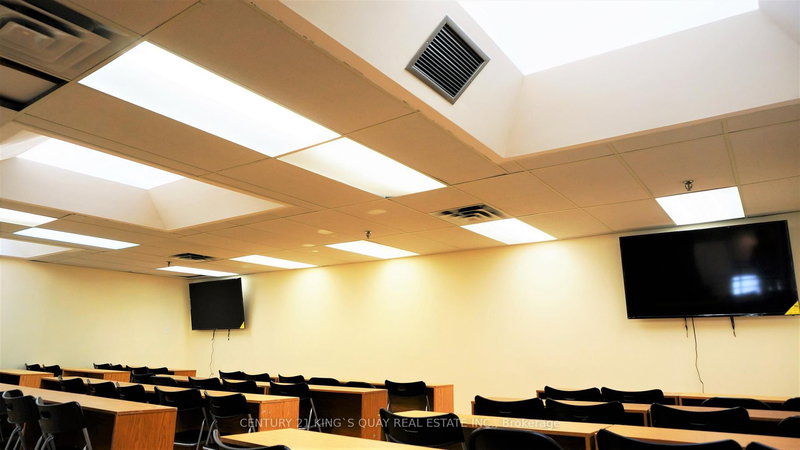 56 Redlea Ave, Toronto, M1V 4S3 | Image 3