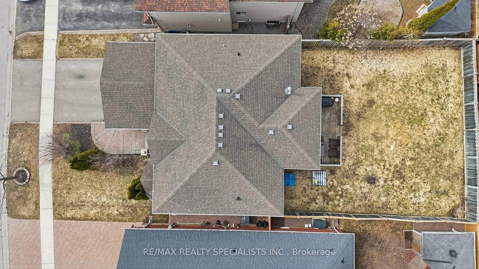 570 Blackwood Boulevard - Photo 35