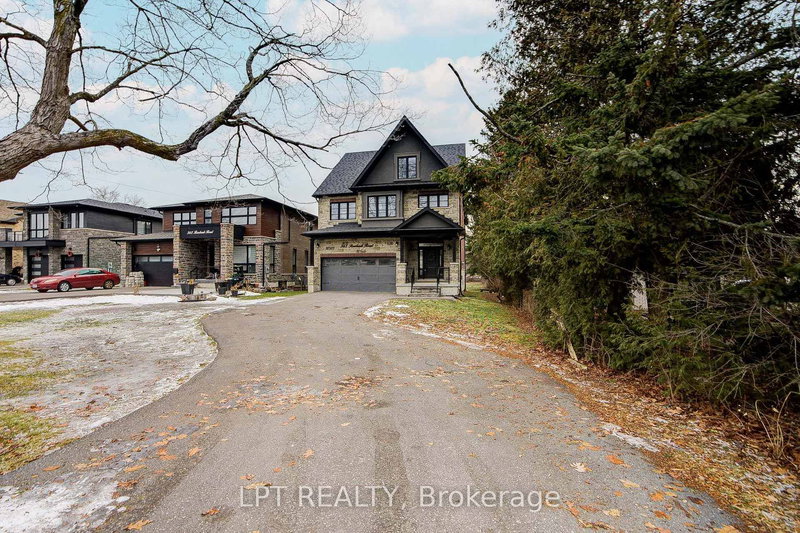 363 Rosebank Rd, Pickering, L1W 2N3 | Image 2