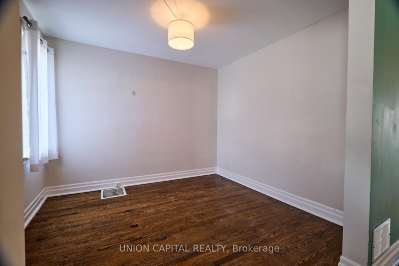 Upper - 269 Haig St, Oshawa, L1G 5N9 | Image 3