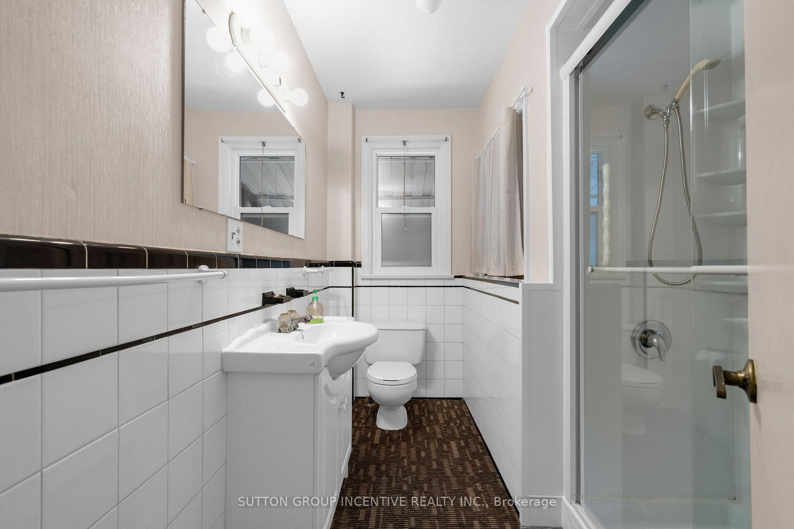 Detached House for sale at 6 Kingsmere Crescent, Toronto, Ontario, M1M 3B3 - Scarborough Village - MLS: E12951286