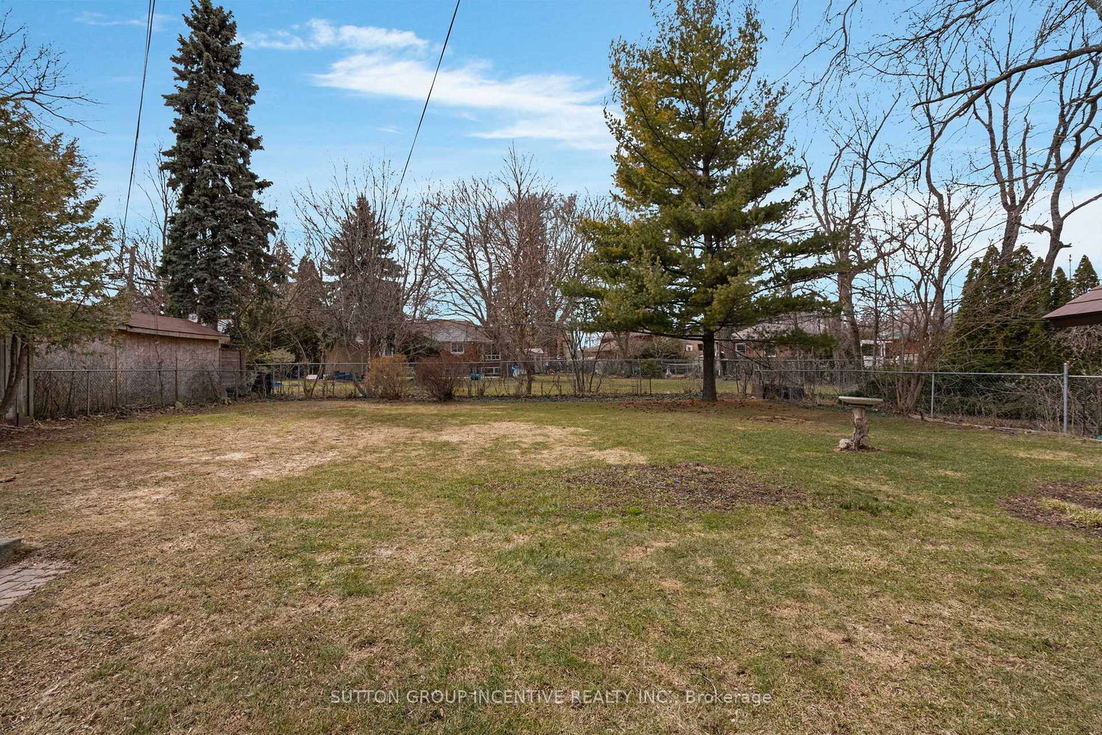 Detached House for sale at 6 Kingsmere Crescent, Toronto, Ontario, M1M 3B3 - Scarborough Village - MLS: E12951286