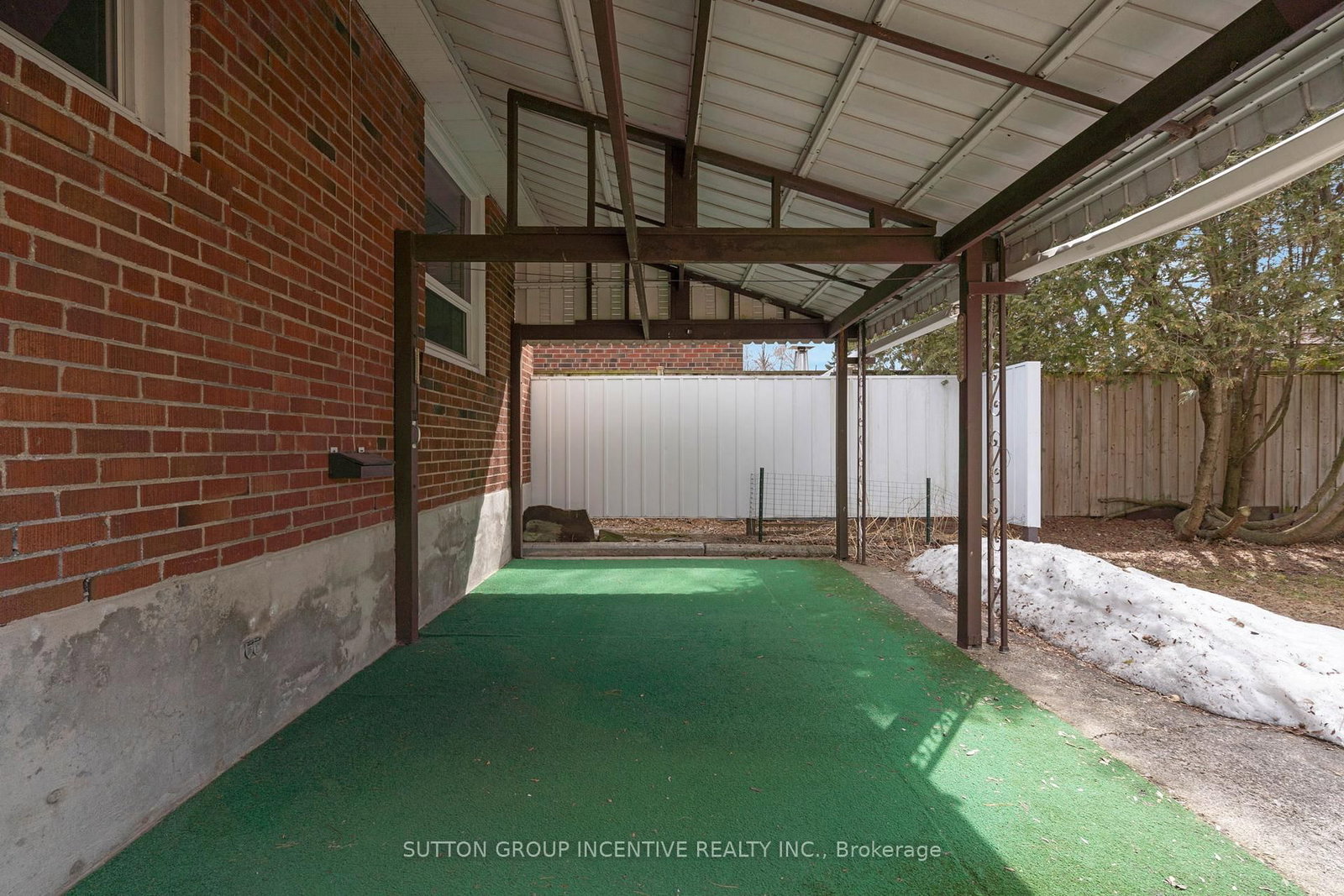 Detached House for sale at 6 Kingsmere Crescent, Toronto, Ontario, M1M 3B3 - Scarborough Village - MLS: E12951286