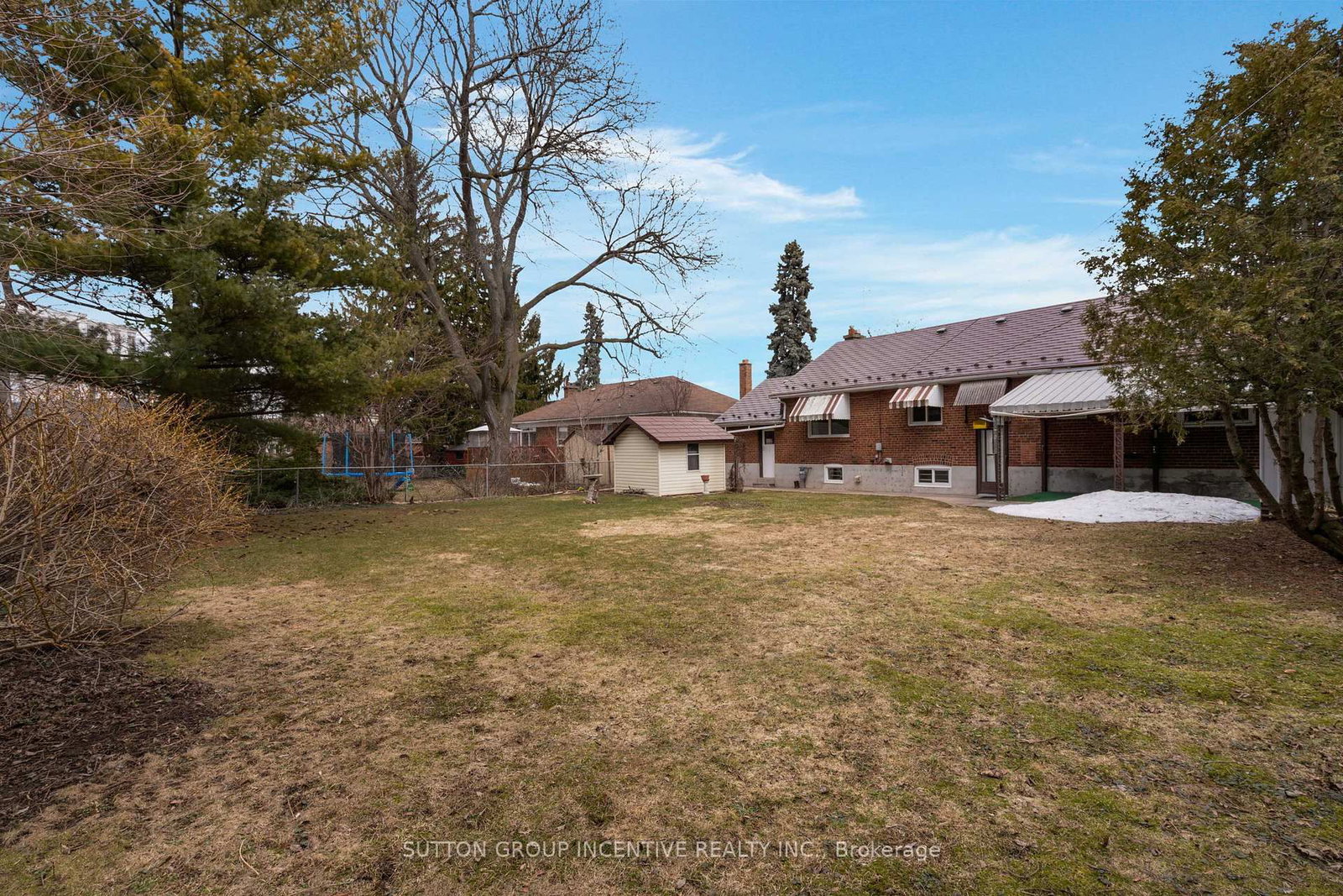 Detached House for sale at 6 Kingsmere Crescent, Toronto, Ontario, M1M 3B3 - Scarborough Village - MLS: E12951286