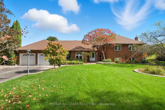 242 Stephenson Point Road