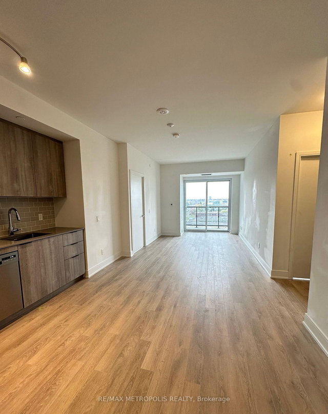 902 - 1350 Ellesmere Road