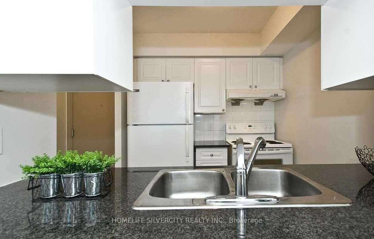 70 Town Centre Court S, Unit 1105 - Photo 11