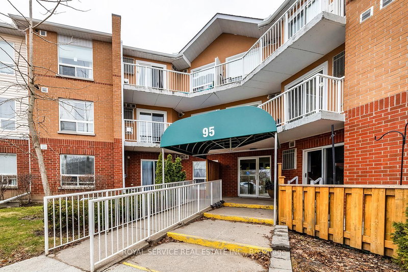 home for sale on 208-95 Wellington Street