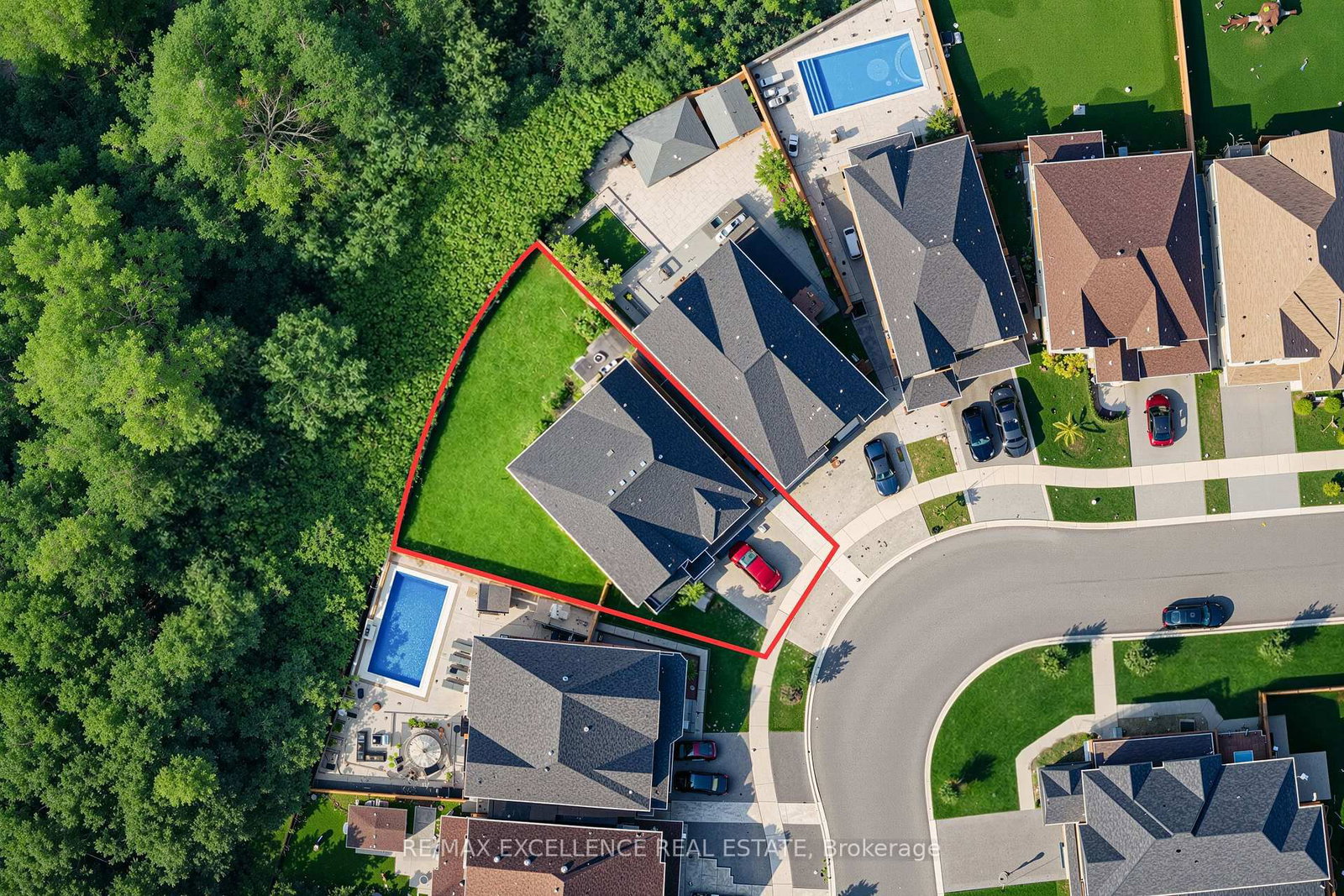 Detached House for sale at 10 Pennine Drive, Whitby, Ontario, L1P 0C3 - Rural Whitby - MLS: E12952278