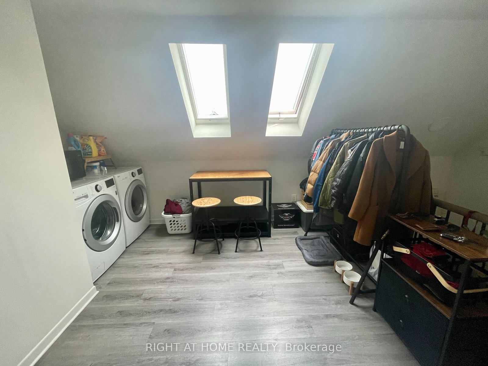 1258 Broadview Avenue, Unit 4 - Photo 9