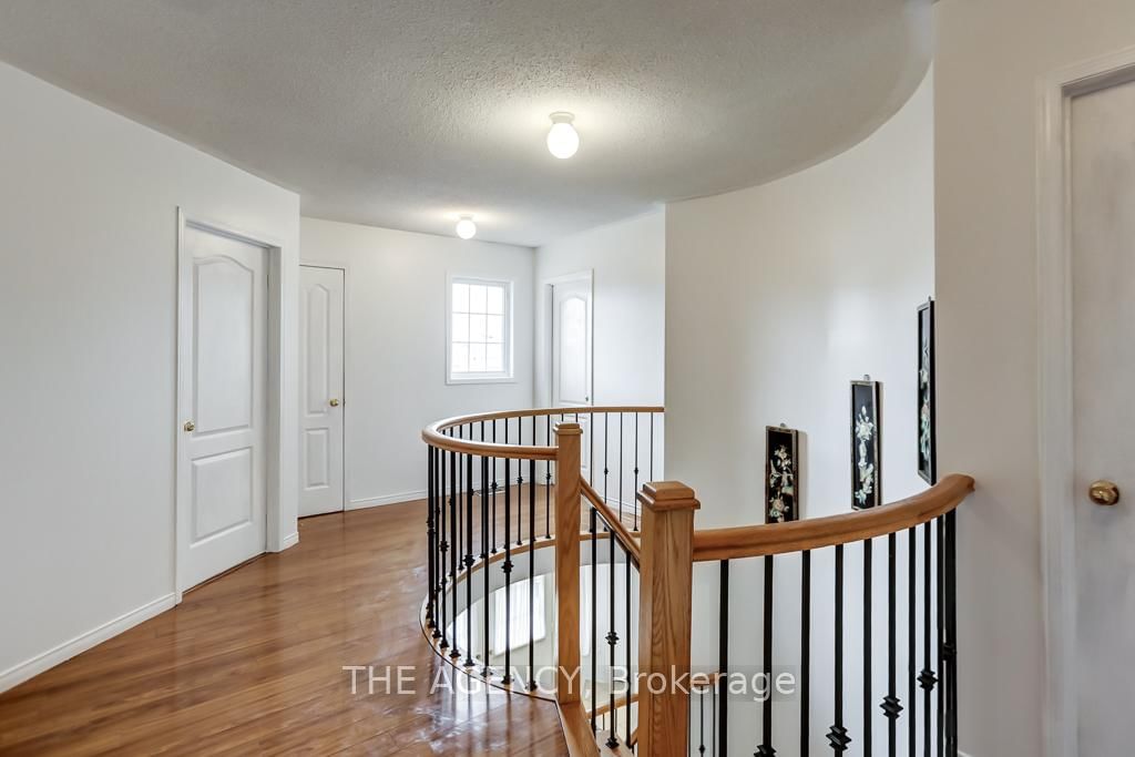 Detached House for sale at 3241 Country Lane, Whitby, Ontario, L1P 1T5 - Williamsburg - MLS: E12952494