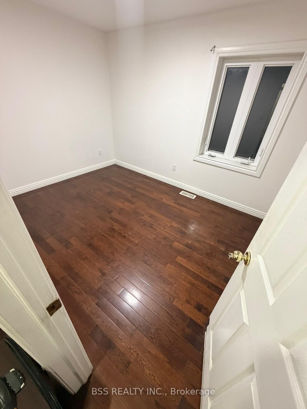 Detached House for sale at 464 Warden Avenue, Toronto, Ontario, M1L 3Z1 - Oakridge - MLS: E12952744