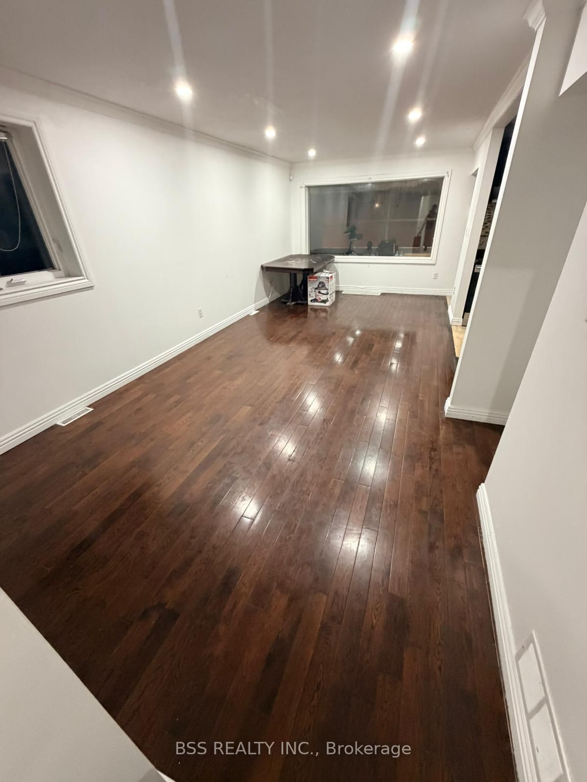 Detached House for sale at 464 Warden Avenue, Toronto, Ontario, M1L 3Z1 - Oakridge - MLS: E12952744