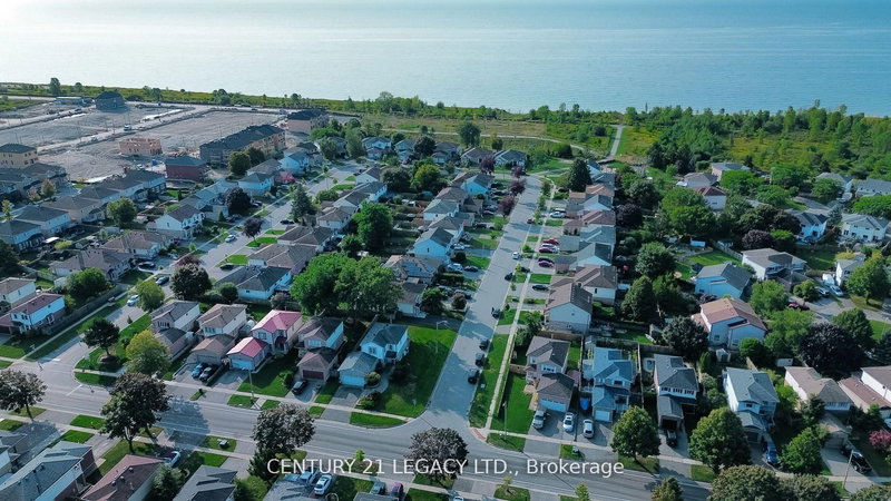 home for sale on 1544 Connery Crescent