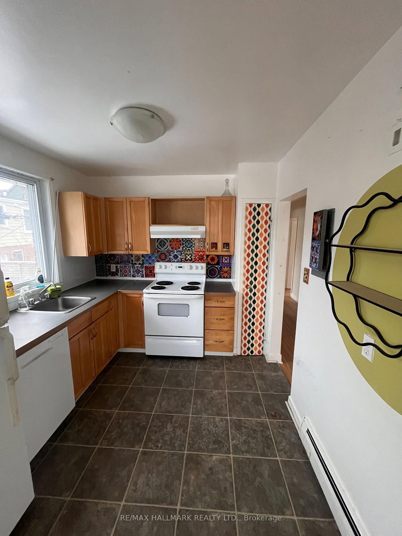 2 - 2 Bellhaven Rd, Toronto, M4L 3J5 | Image 2