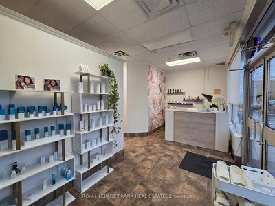 Unit #8 - 1550 Bowmanville Ave | Clarington | Image