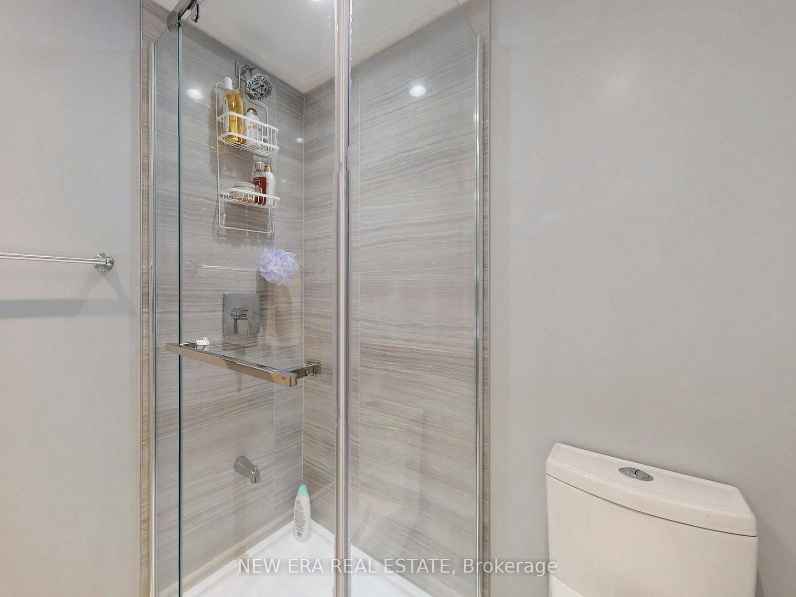 Detached House for sale at 51 Tansley Avenue, Toronto, Ontario, M1J 1P2 - Bendale - MLS: E12953754