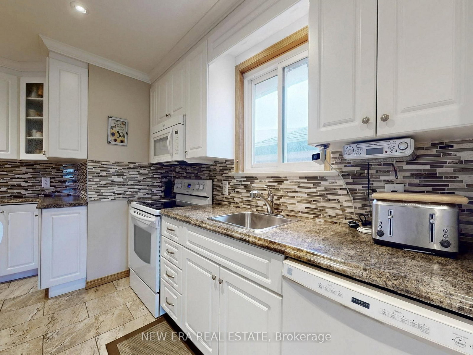 Detached House for sale at 51 Tansley Avenue, Toronto, Ontario, M1J 1P2 - Bendale - MLS: E12953754