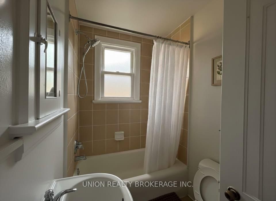2393 Queen Street E, Unit 19 - Photo 7