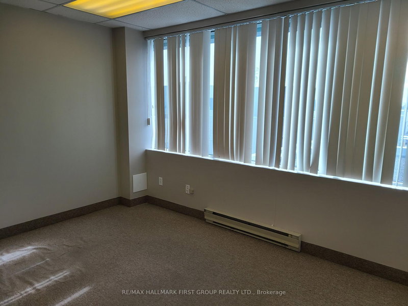 #14B - 1815 Ironstone Manr, Pickering, L1W 3W9 | Image 3