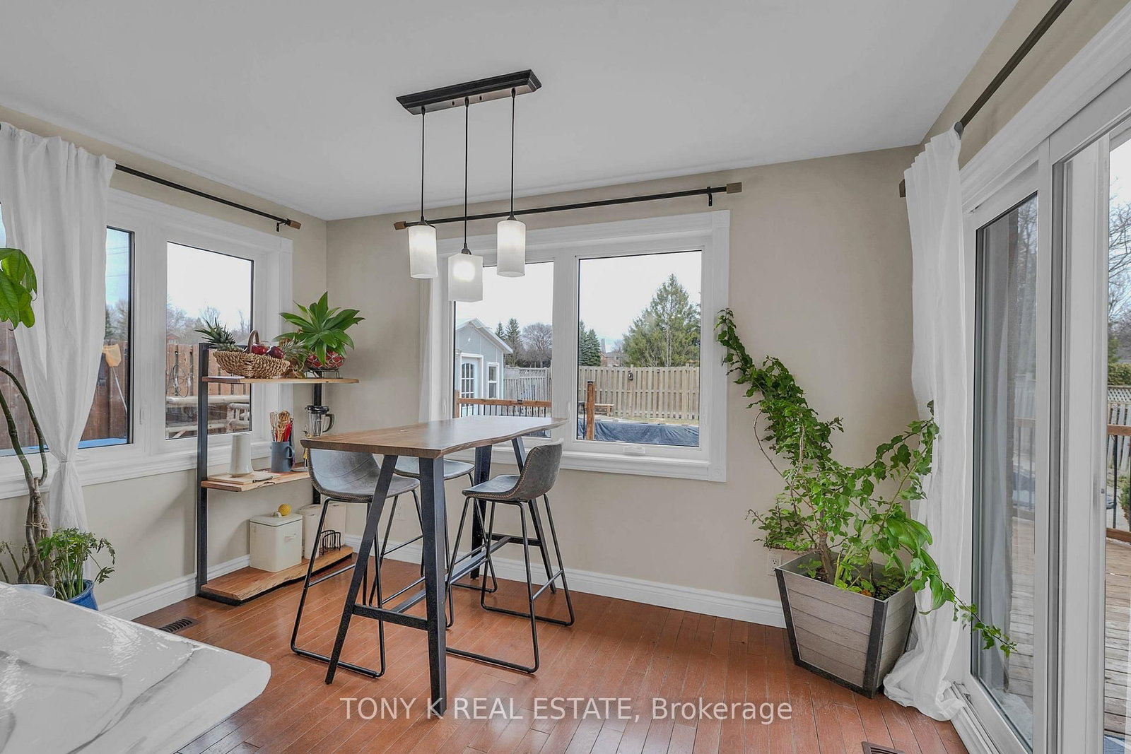 Detached House for sale at 27 Ingleborough Drive, Whitby, Ontario, L1N 8J9 - Blue Grass Meadows - MLS: E12954418