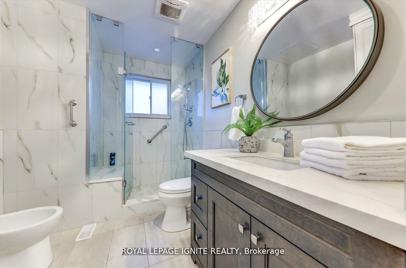 Detached House for lease at Main-4010 Ellesmere Road, Toronto, Ontario, M1C 1J2 - Highland Creek - MLS: E12954492