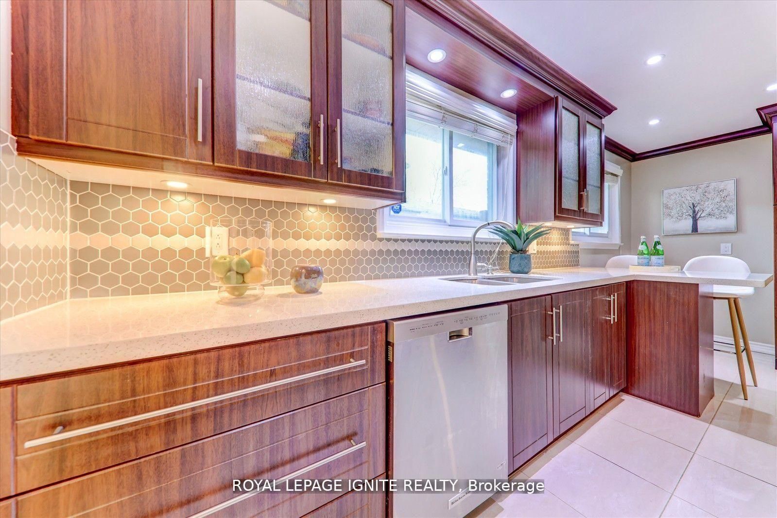 Detached House for lease at Main-4010 Ellesmere Road, Toronto, Ontario, M1C 1J2 - Highland Creek - MLS: E12954492