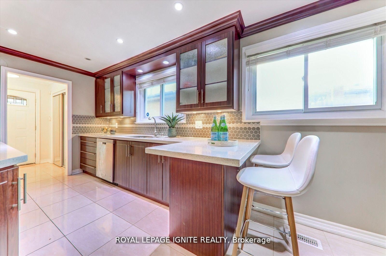 Detached House for lease at Main-4010 Ellesmere Road, Toronto, Ontario, M1C 1J2 - Highland Creek - MLS: E12954492