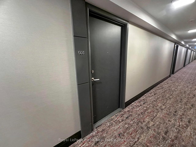 501 - 8 Trent Avenue