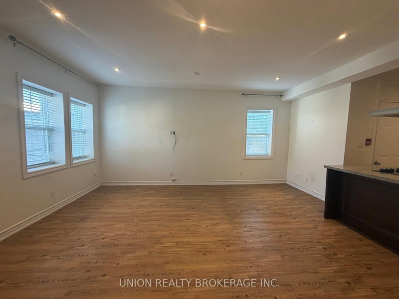 7 - 85 Beech Ave, Toronto, M4E 3H5 | Image 3