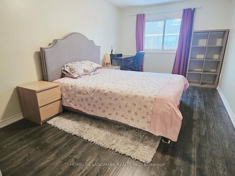 Private One Bedroom - 1935 Memory Lane, Pickering, L1V 2T9 | Image 3