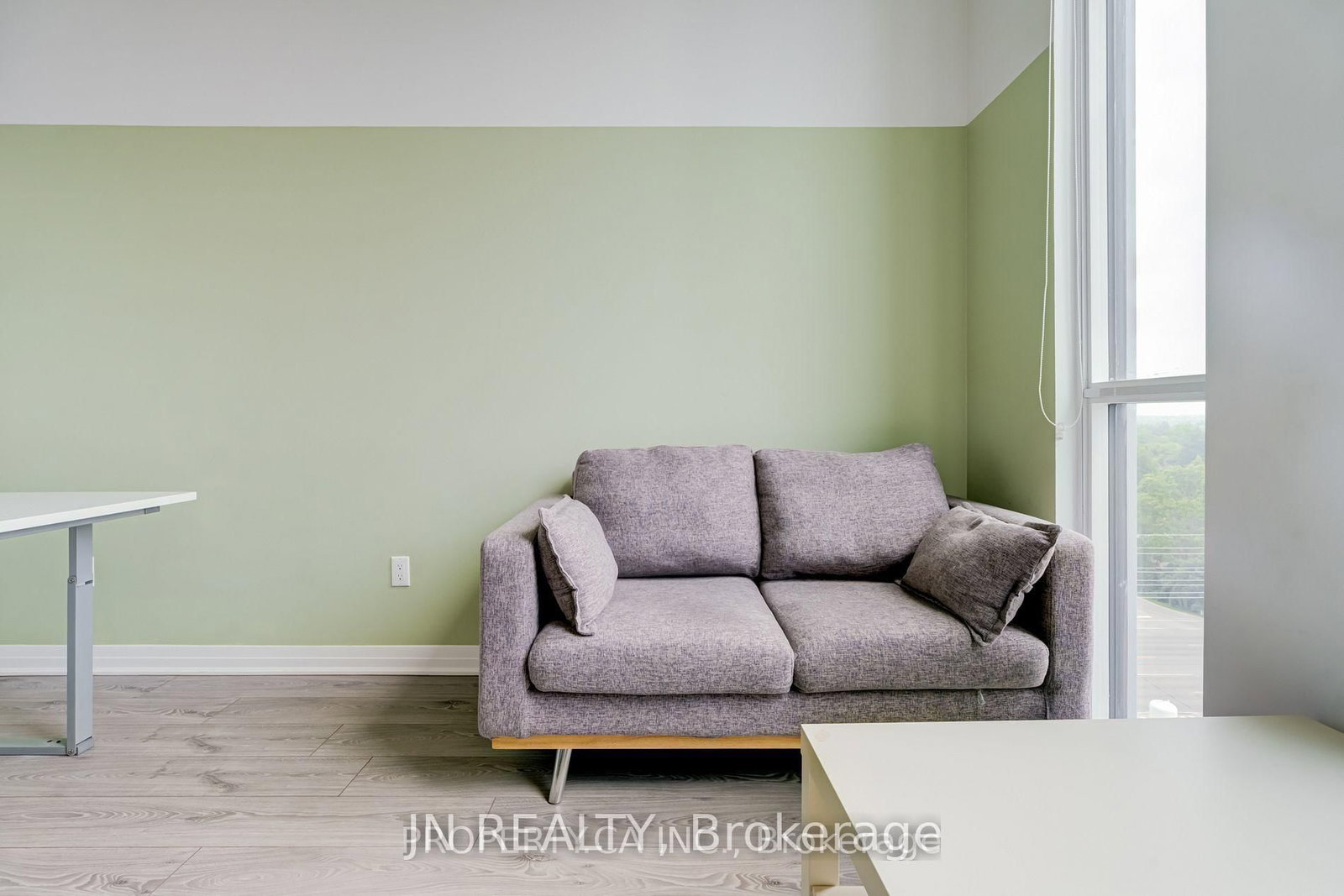 1900 Simcoe St Street N, Unit 642 - Photo 8