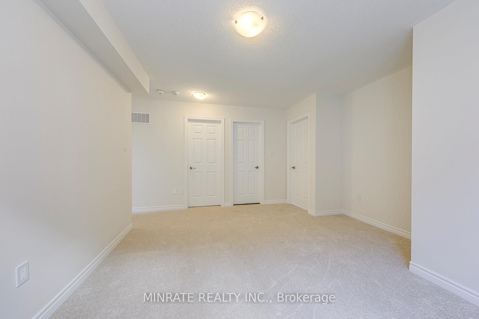 681 Catalina Manor - Photo 18