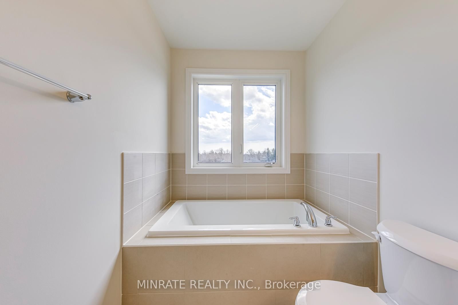 681 Catalina Manor - Photo 23