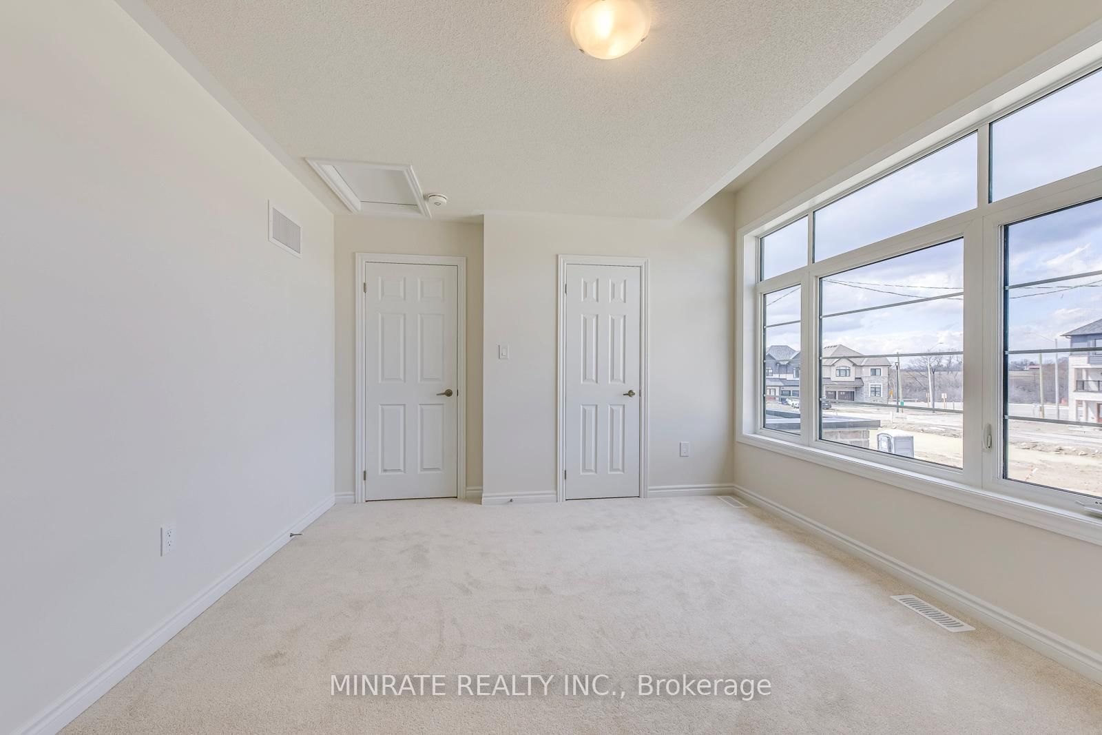 681 Catalina Manor - Photo 26