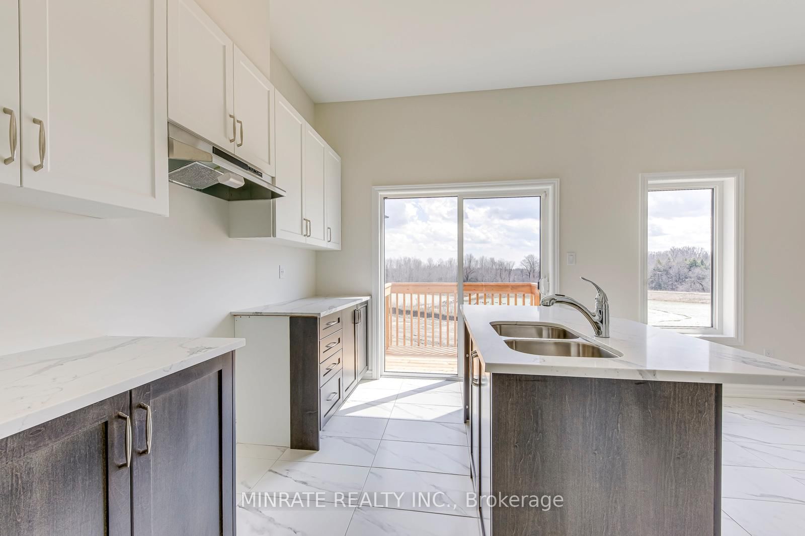 679 Catalina Manor - Photo 10