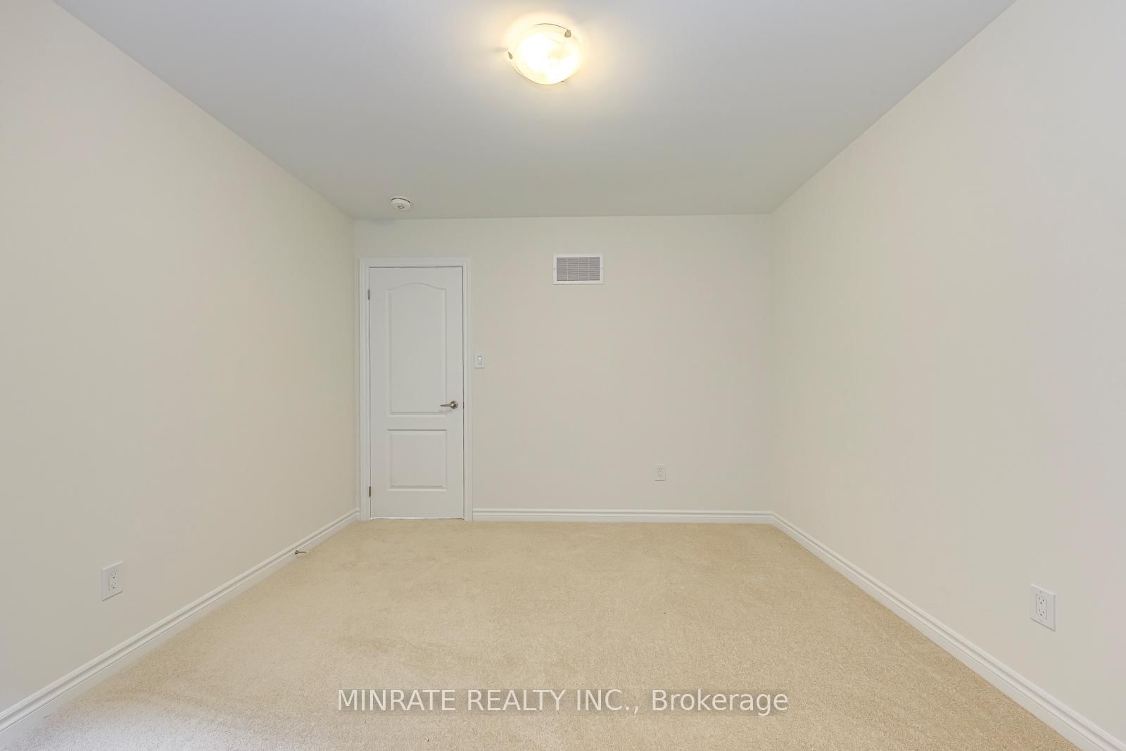 679 Catalina Manor - Photo 38