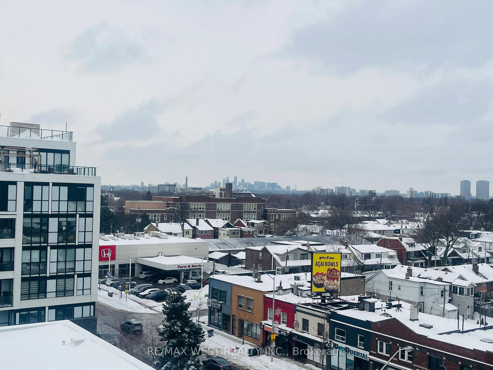 Condo for lease at 701-2369 Danforth Avenue, Toronto, Ontario, M4C 0B1 - East End-Danforth - MLS: E12956862