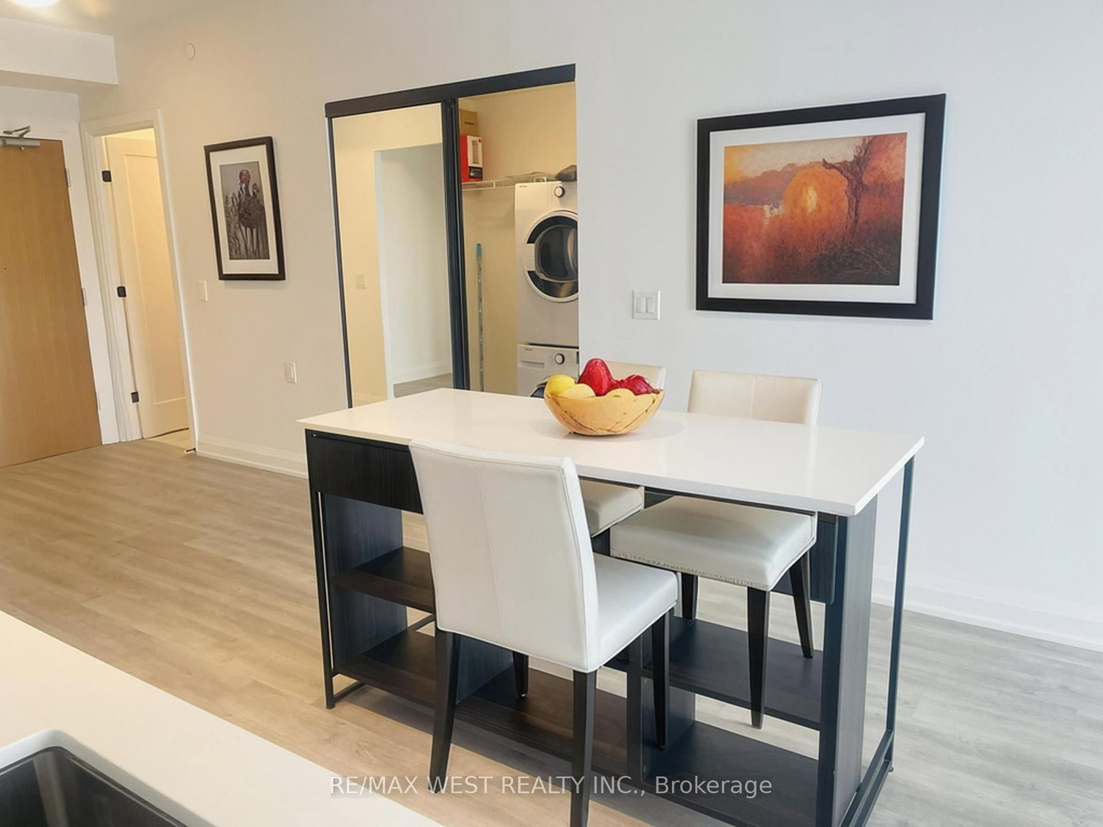 Condo for lease at 701-2369 Danforth Avenue, Toronto, Ontario, M4C 0B1 - East End-Danforth - MLS: E12956862