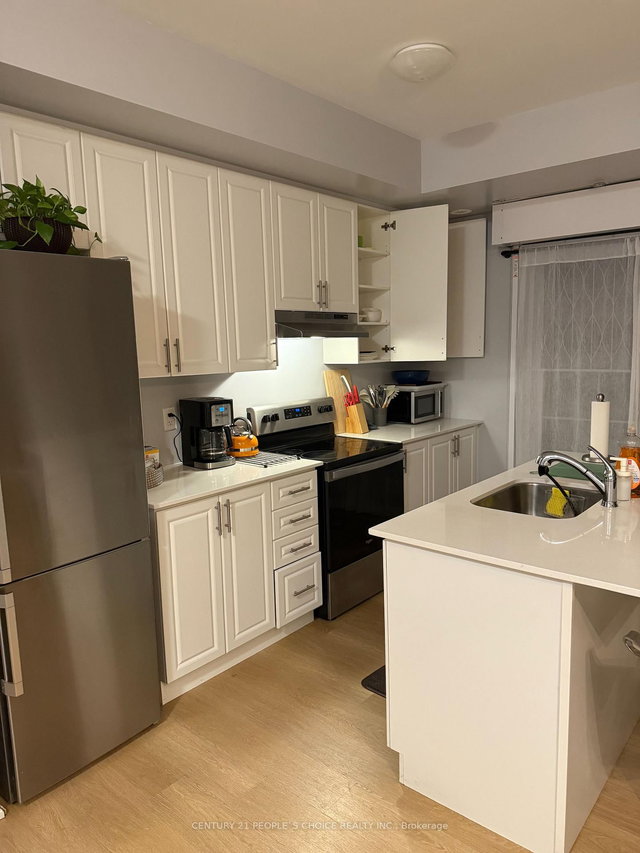 4 - 465 Beresford Path