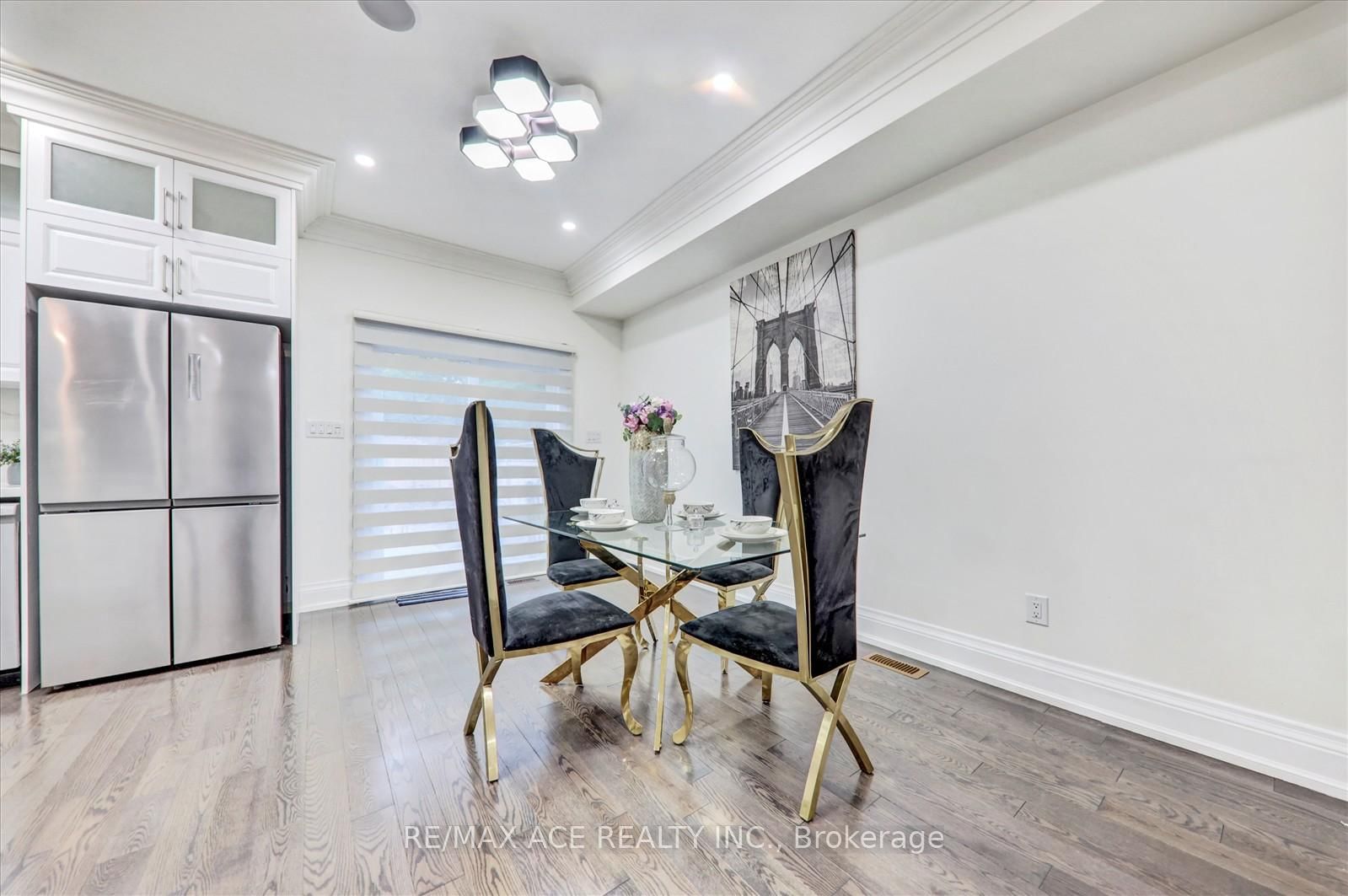 Detached House for sale at 71 Lillington Avenue, Toronto, Ontario, M1N 3K6 - Birchcliffe-Cliffside - MLS: E12956966