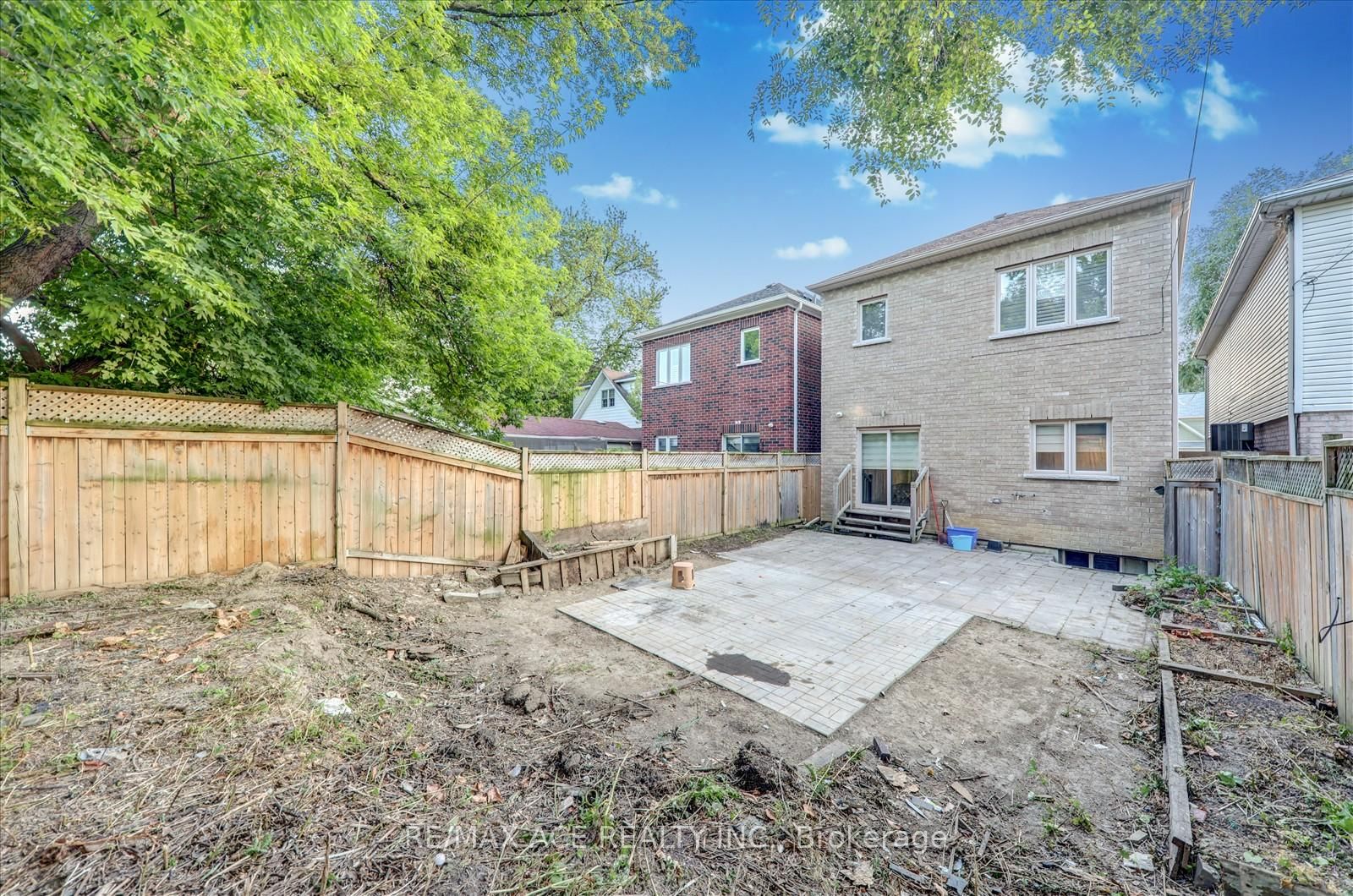 Detached House for sale at 71 Lillington Avenue, Toronto, Ontario, M1N 3K6 - Birchcliffe-Cliffside - MLS: E12956966