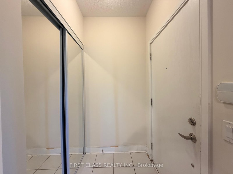 48 - 315 Village Green Sq, Toronto, M1S 0L2 | Image 2