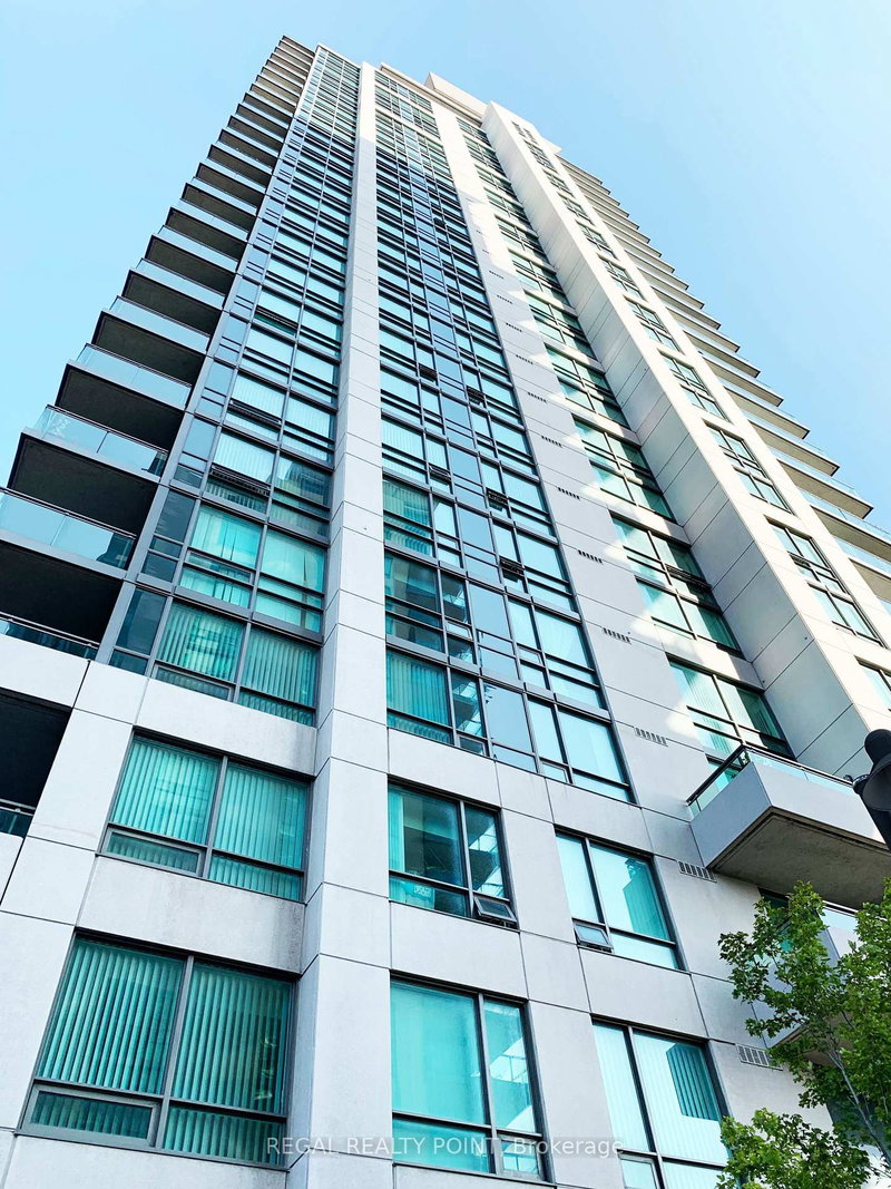 home for lease on 1009-88 Grangeway Avenue
