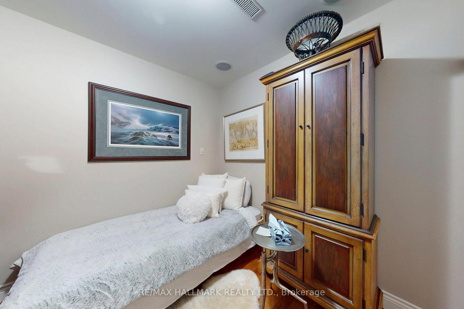 2184 Queen Street E - Photo 27