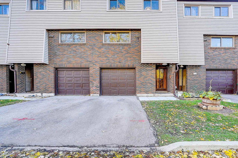 23 - 2020 Pharmacy Ave, Toronto, M1T 1H8 | Image 2